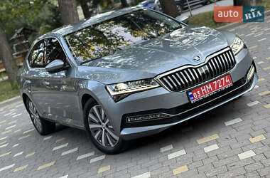 Лифтбек Skoda Superb 2021 в 