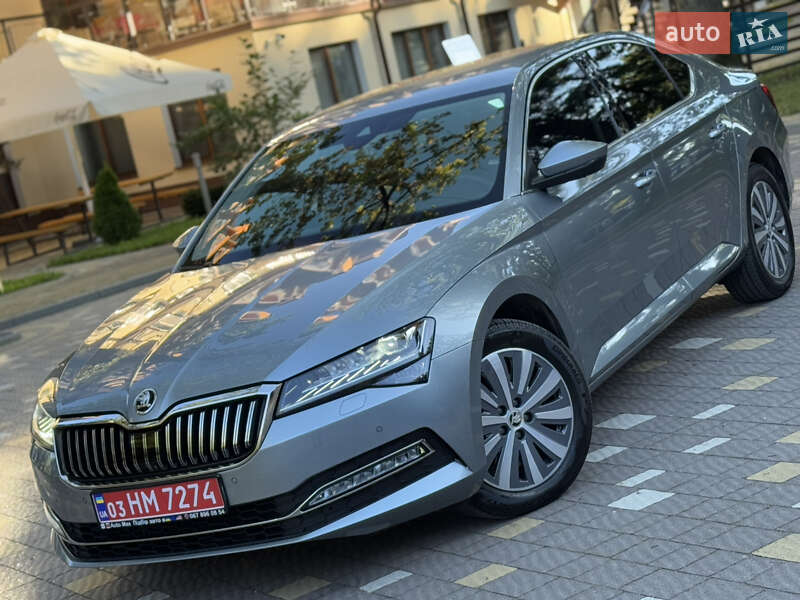 Лифтбек Skoda Superb 2021 в Трускавце