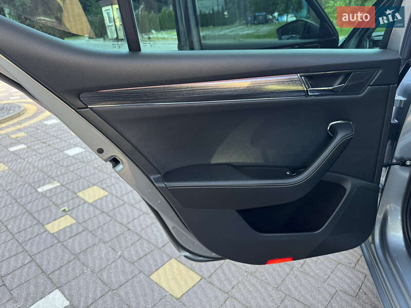 Лифтбек Skoda Superb 2021 в Трускавце
