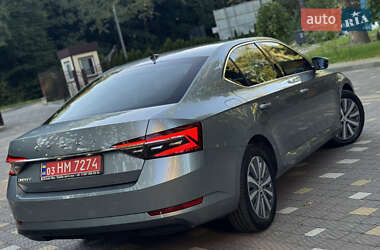 Лифтбек Skoda Superb 2021 в 