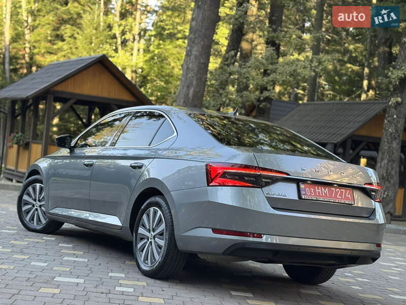 Лифтбек Skoda Superb 2021 в Трускавце