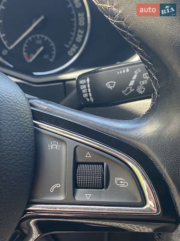 Универсал Skoda Superb 2018 в Звенигородке