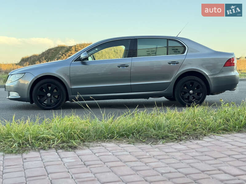 Лифтбек Skoda Superb 2008 в Виннице