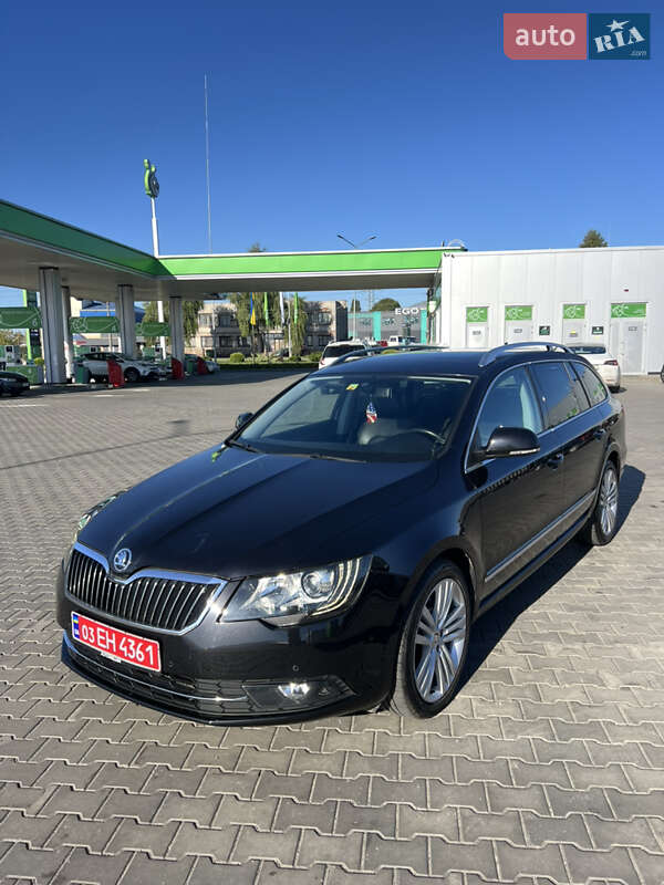 Универсал Skoda Superb 2014 в Луцке