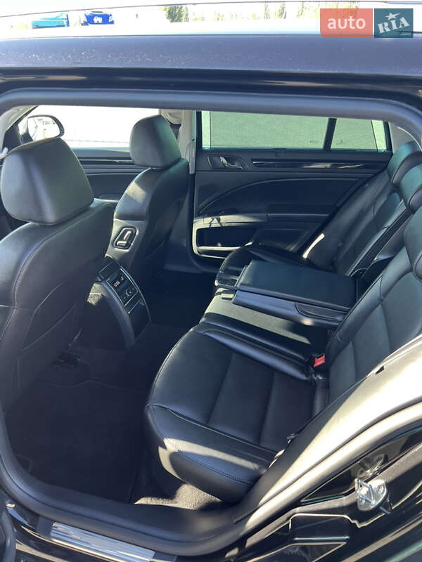 Универсал Skoda Superb 2014 в Луцке