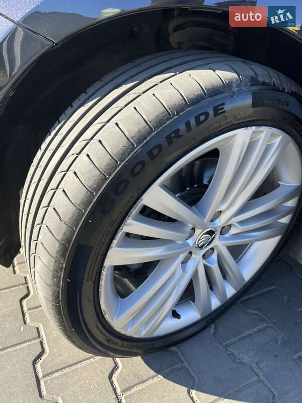 Универсал Skoda Superb 2014 в Луцке