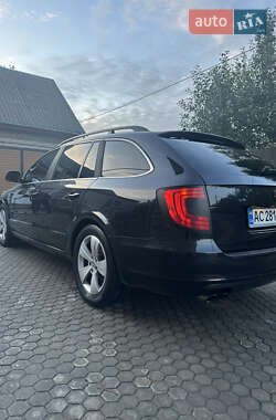 Универсал Skoda Superb 2011 в 