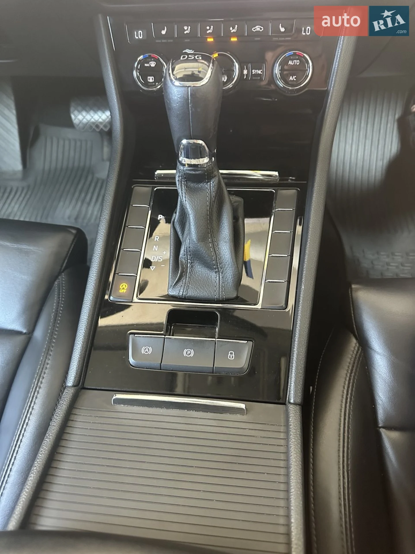 2018 Skoda Superb - мініатюра 10