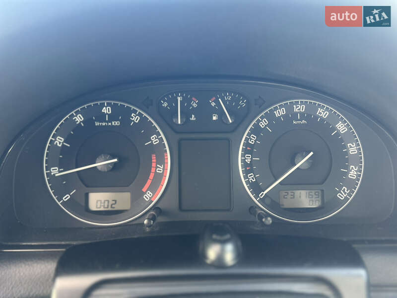 Лифтбек Skoda Superb 2007 в Киеве