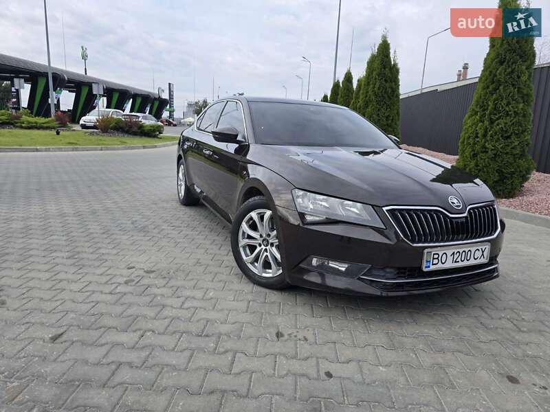 Skoda Superb 2016