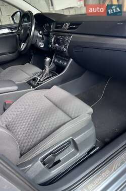 Универсал Skoda Superb 2016 в 