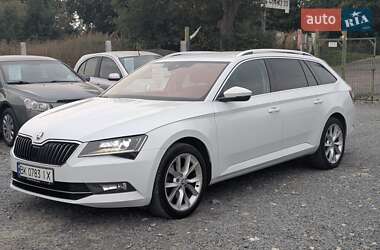 Универсал Skoda Superb 2019 в 