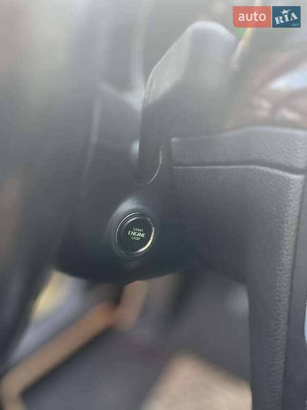 Универсал Skoda Superb 2014 в Киеве