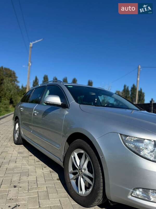 Універсал Skoda Superb 2012 в Клевані фото 4 Універсал Skoda Superb 2012 в Клевані