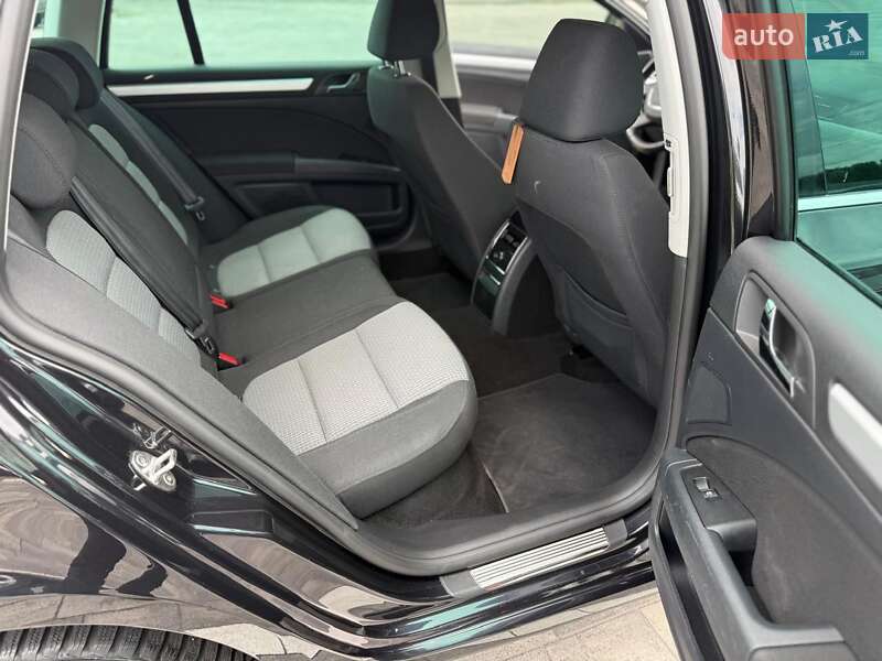 Универсал Skoda Superb 2013 в Луцке