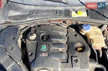Лифтбек Skoda Superb 2002 в 