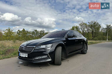 Лифтбек Skoda Superb 2019 в 