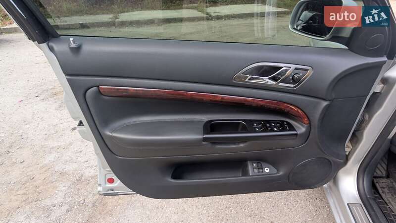 Лифтбек Skoda Superb 2002 в Ивано-Франковске