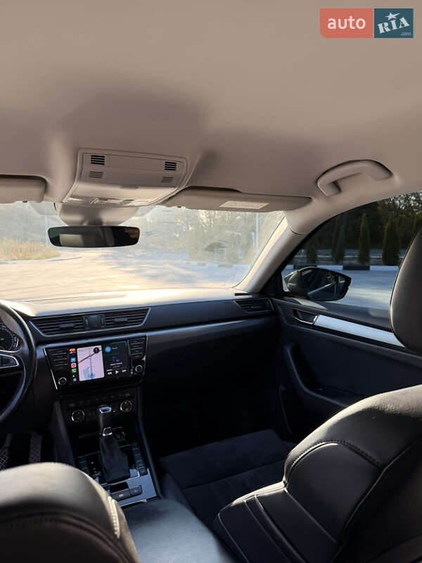 Универсал Skoda Superb 2017 в Звягеле
