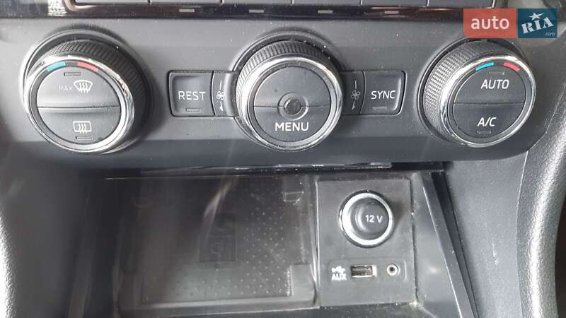 Универсал Skoda Superb 2017 в Львове фото 17 Универсал Skoda Superb 2017 в Львове