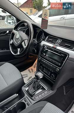 Лифтбек Skoda Superb 2012 в 