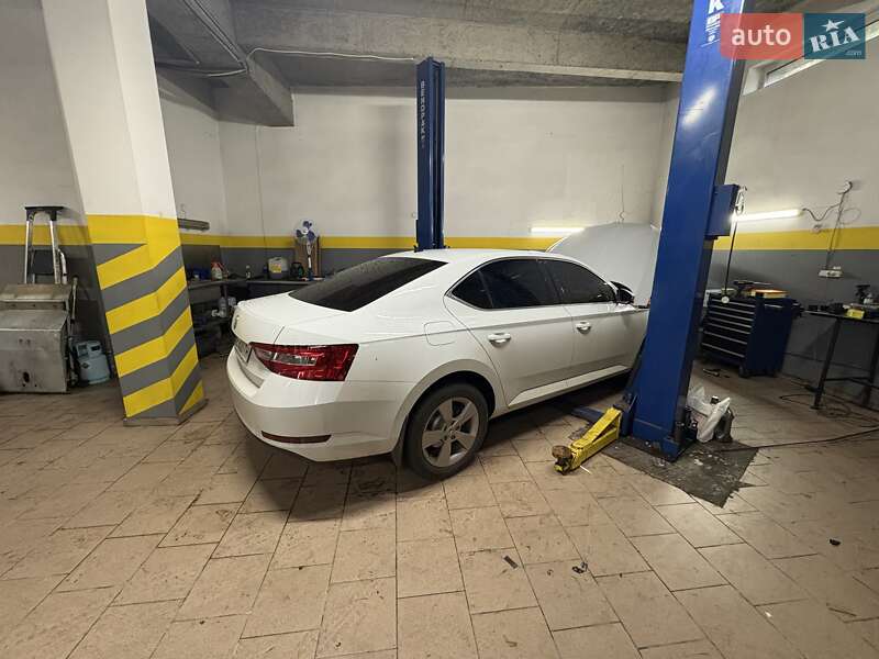Skoda Superb 2016