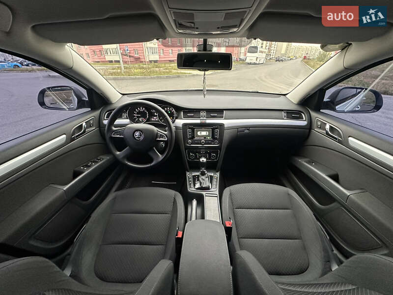 Лифтбек Skoda Superb 2013 в Виннице