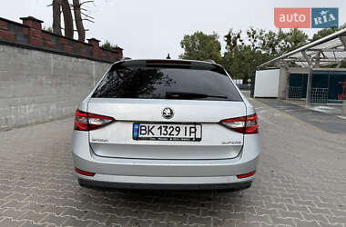 Универсал Skoda Superb 2017 в 