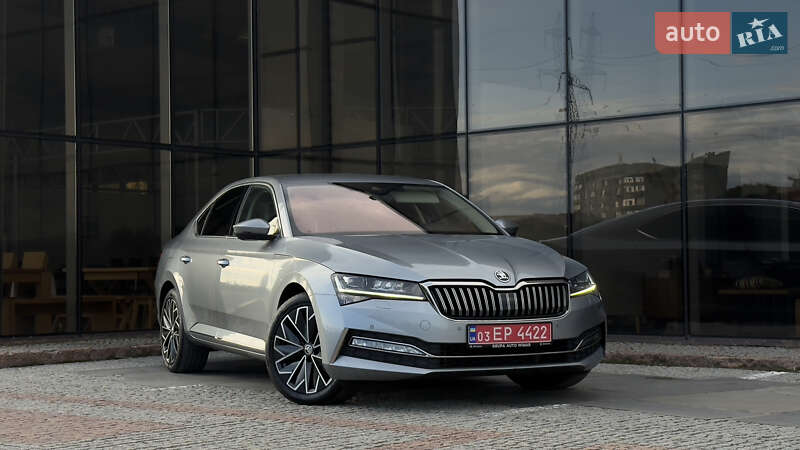 Skoda Superb 2022