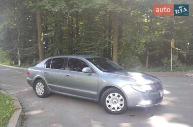 Лифтбек Skoda Superb 2009 в 