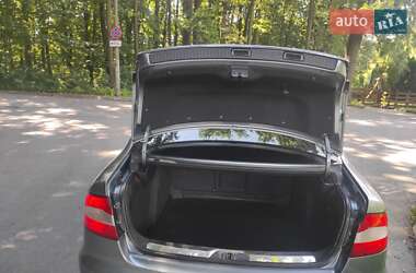 Лифтбек Skoda Superb 2009 в 
