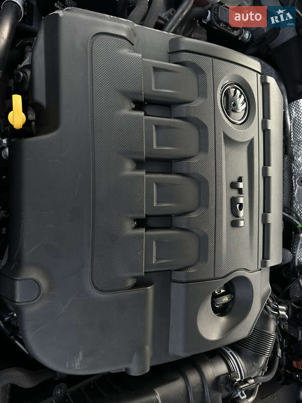 Лифтбек Skoda Superb 2016 в Берегово
