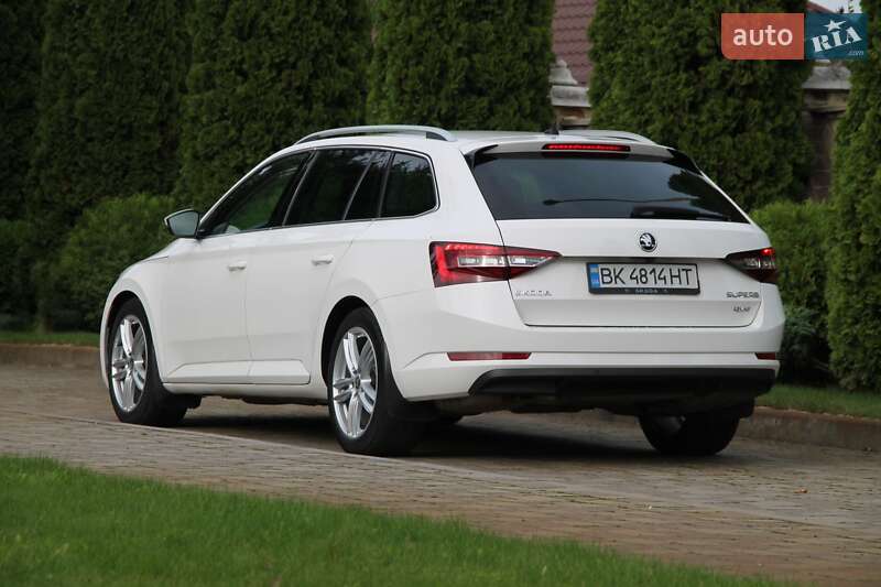 Универсал Skoda Superb 2016 в Сарнах