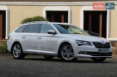 Універсал Skoda Superb 2016 в Сарнах
