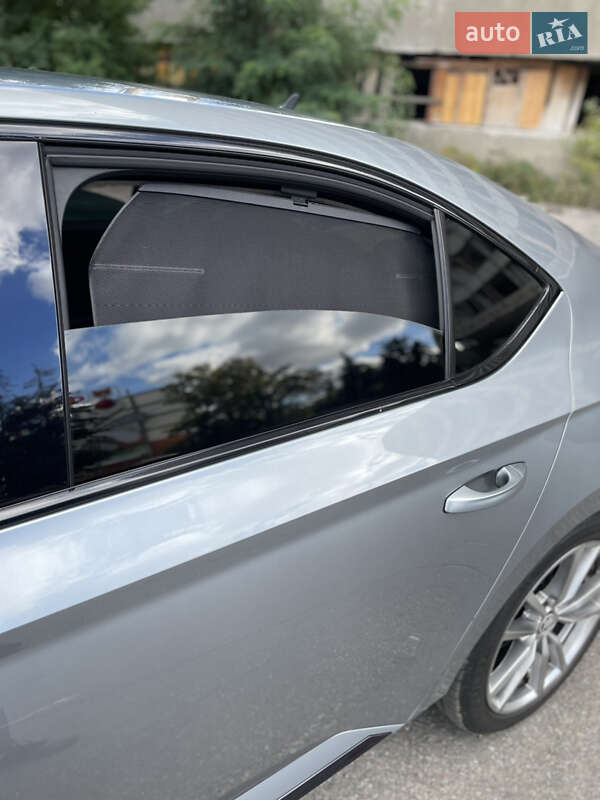 Лифтбек Skoda Superb 2015 в Киеве