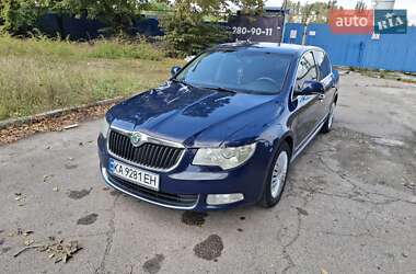 Лифтбек Skoda Superb 2009 в 