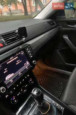 Универсал Skoda Superb 2015 в 