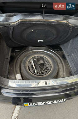 Лифтбек Skoda Superb 2012 в 