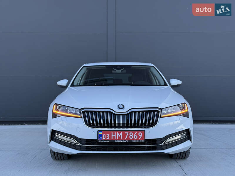 Лифтбек Skoda Superb 2023 в Броварах