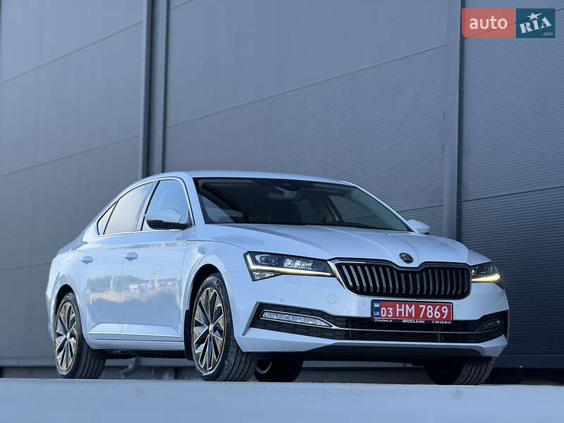 Лифтбек Skoda Superb 2023 в Броварах