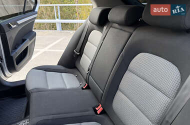 Лифтбек Skoda Superb 2012 в 