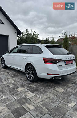 Универсал Skoda Superb 2021 в 