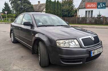 Лифтбек Skoda Superb 2005 в 
