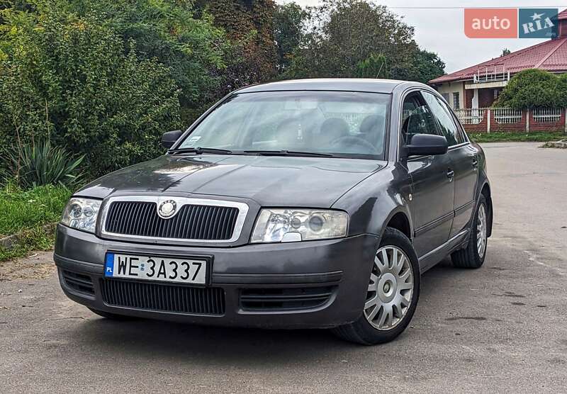 Skoda Superb 2005