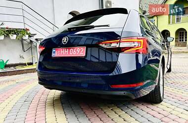Универсал Skoda Superb 2018 в 