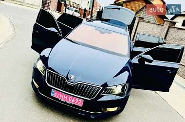 Универсал Skoda Superb 2018 в 
