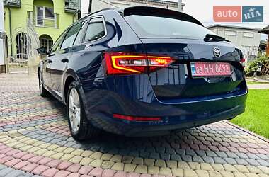Универсал Skoda Superb 2018 в 