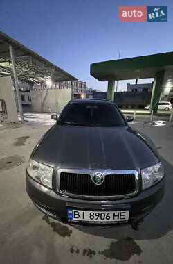 Лифтбек Skoda Superb 2003 в 