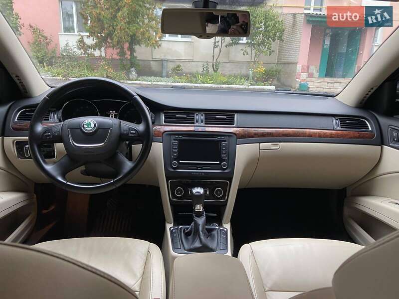 Лифтбек Skoda Superb 2011 в Жмеринке фото 5 Лифтбек Skoda Superb 2011 в Жмеринке