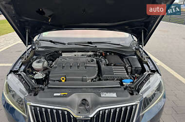 Лифтбек Skoda Superb 2017 в 